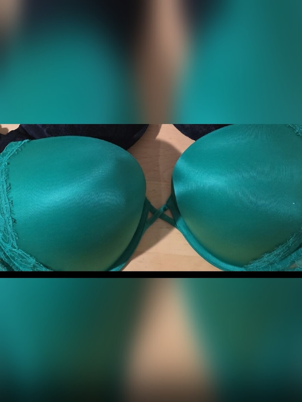 Victoria's Secret green Push-up bra, size 36DD